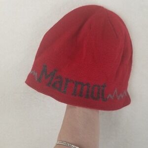 Marmot Red Knit Beanie Hat grey Zigzag Detail One Size winter sporty‎